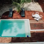 Las Villas I & II