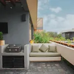 Divine 3Br Ph Private Jacuzzi, Pools, Spa, Yoga