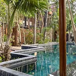 Amaka Calma Tulum