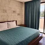 Private Pool - 1 Bedroom Condo - 2 To 4 People