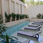Private Pool - 1 Bedroom Condo - 2 To 4 People