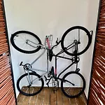 Chic 2Br Condo, Private Jacuzzi And 2 Free Bikes