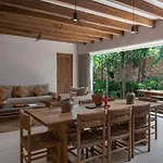 Boho 3Br Villa Organic Design Gated & Rooftop