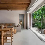 Boho 3Br Villa Organic Design Gated & Rooftop