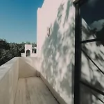 Architects Dream Stylish 4-Bedroom Home