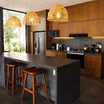 Casa Aguacate