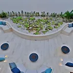 2 Bedroom Amazing Pool Top Amenities Wifi 2Fl Gym