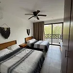 Penthouse Con Jacuzzi Privado En Aldea Zama, Tulum