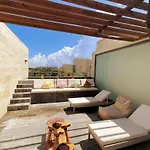 Luxury Penthouse With Rooftop And Private Sky-Pool