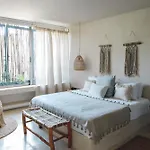 Lovely Boho Chic Apartment With Private Pool