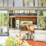 Canopy Cove Loft Private Jacuzzi Parking & B-Club