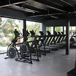Lux Apartment Free Beach Shuttle,Gym,Private Pool