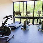 Stylish 1Br Home With Pool Gym Reception Pet Friendly
