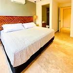 2Bd With Private Balcony & Jacuzzi Aldea Zama View