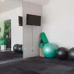 Great Location, Pool And Gym