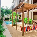 Getaway To La Veleta Modern Apt With Tub In Balcony