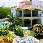 Blueberry Luxury Condo Tulum