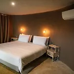 Jade Tulum