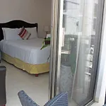 Hotel Nadet Suites