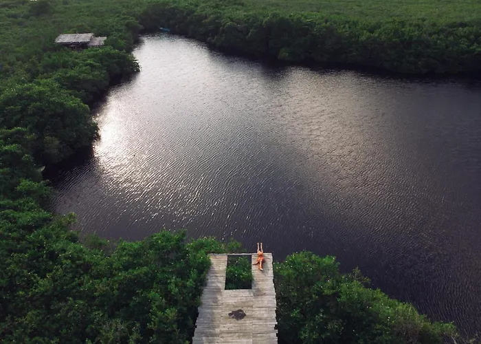 Nativus Glamping & Cenote Tulum