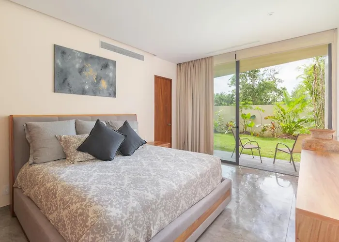 Marvelous Apartment With Unique Pool And Extraordinary Amenities