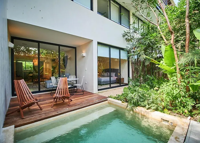 Odyssey - Private Plunge Pool & Beach Club Access
