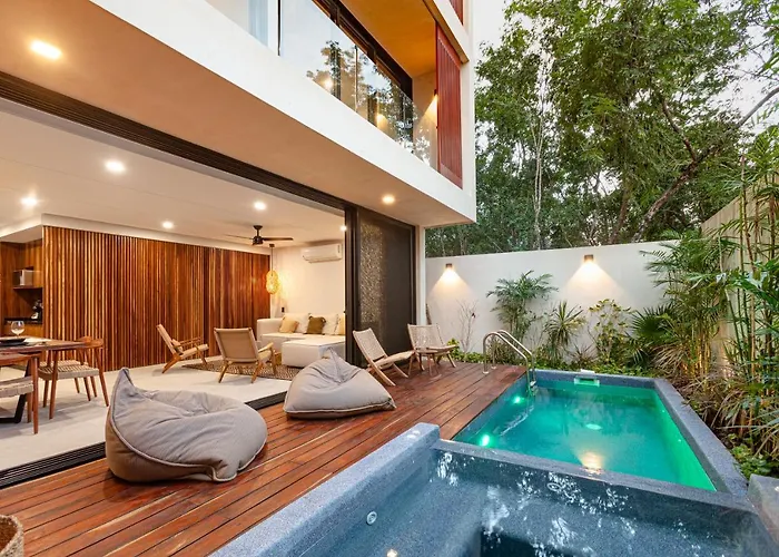 Aru Luxury Condos