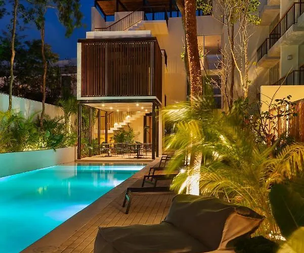 Luxury Condo For 4 With Access To Pool - A203