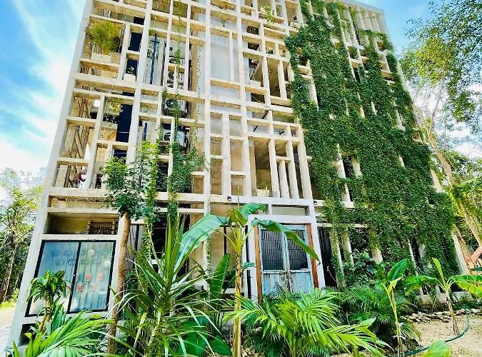 Eco-Chic Condo Halaken