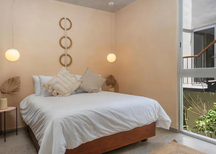2 Bedbath Private Rooftop & Pool For 6
