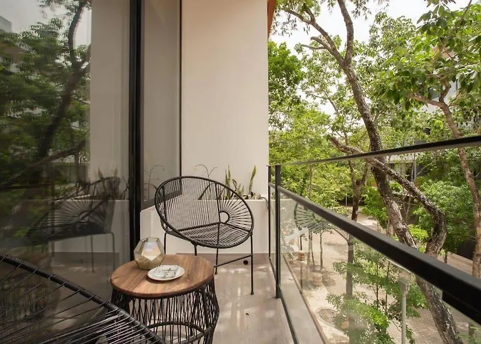 Skyline 2 New 2Br/2Bath Apt Private Pool/Rooftop