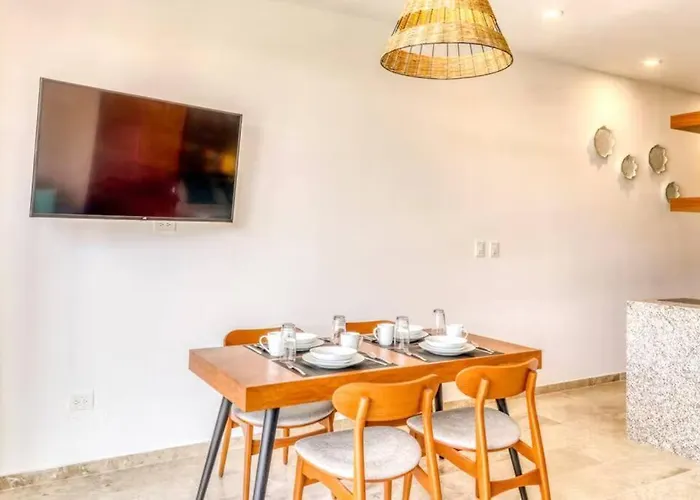 305 Amena Modern Secluded Penthouse W/ Private Pool & Gym
