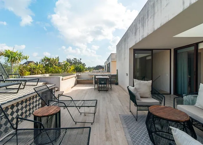 305 Luxury Penthouse With Private Pool