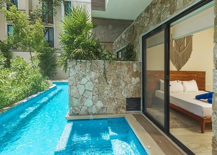 ***New Swim Up with Prívate Jacuzzi***