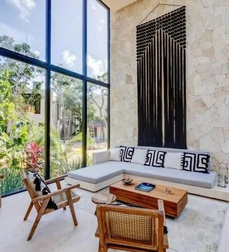 Luxury 3 Bed & Bath Eco-Chic Villa - Private Pool