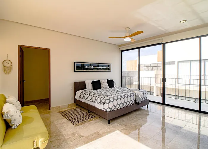 Giada Towers 313A