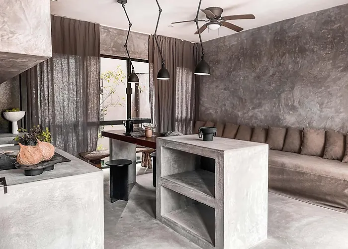 Jungle Boho Designer Apart 11 W50 Off Access Hotel Bardo