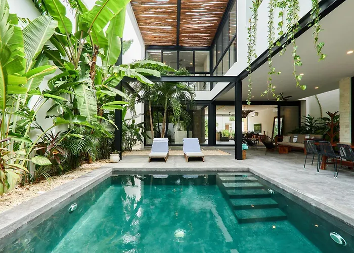 Casa Aventura Secluded Oasis 24H Security Near Sandy Beaches
