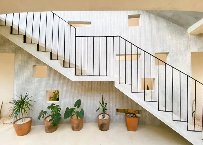 Bohochic Studio With Full Kitchen, Pool, Balcony Wifi