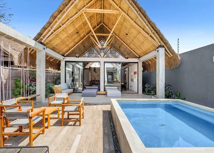 Brand New Villa Just 5 Min To Beach & Downtown!