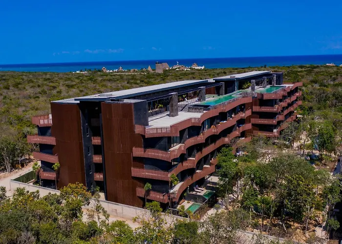 Seascape Apartment Near The Beach With A Sea-View Rooftop And Infinity Pool
