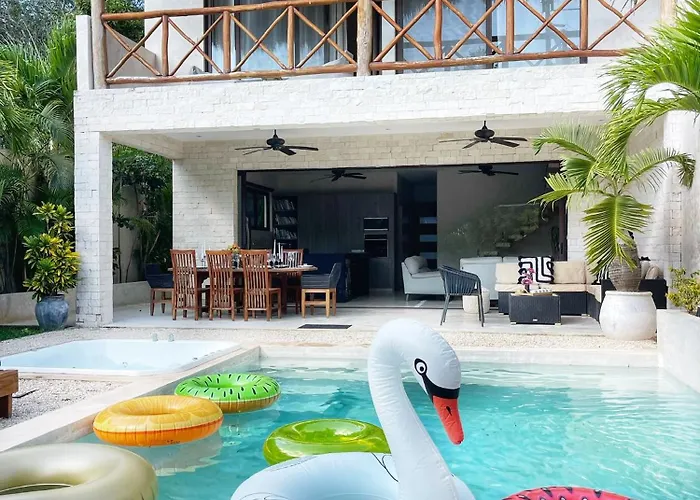 Luxury House Tomanoa - 10Pers - 4Rooms - Pool - Hotjacuzzi - Speed Wifi -Waterfall