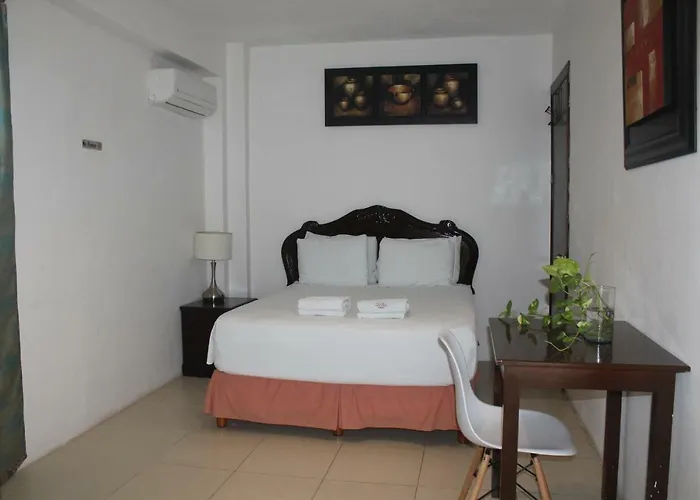 Hotel Nadet Suites