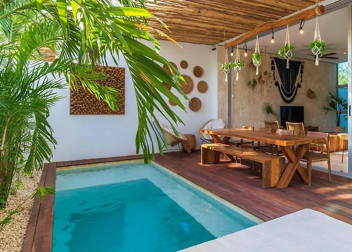 Luum - Majestic Villa With Private Pool And Parking