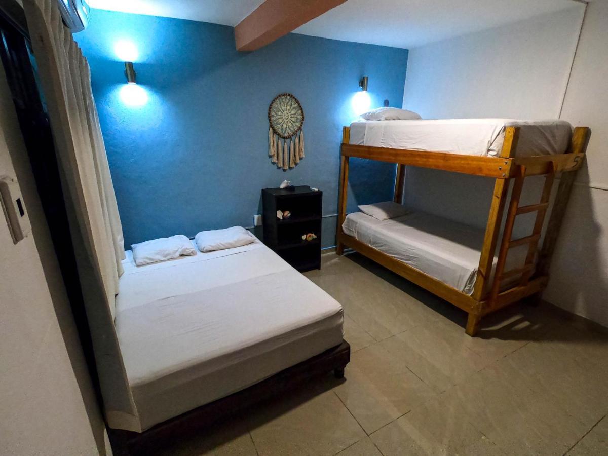 Hotel Banana 2*