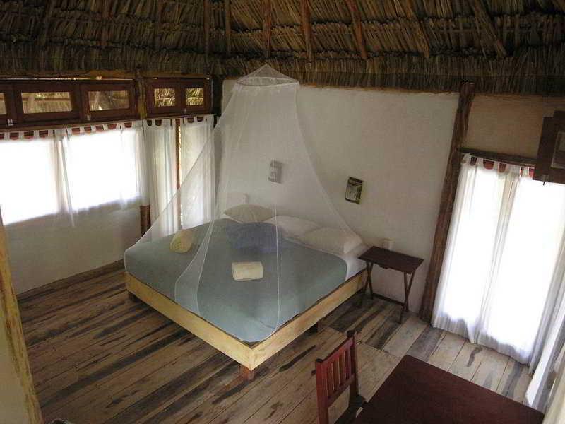 Jade Hotel 3*
