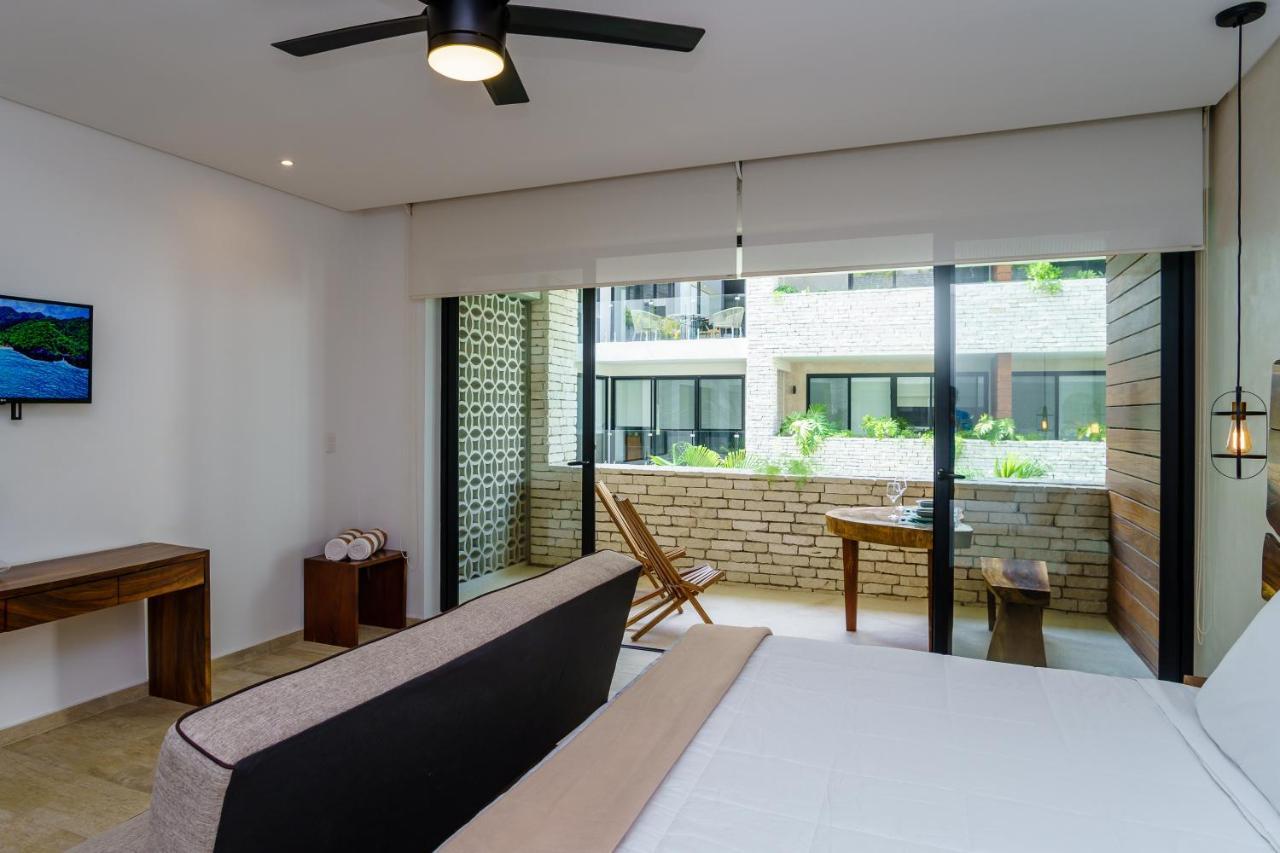 Beautifully Minimalistic Studio Wrapped In Nature By Stella * Tulum