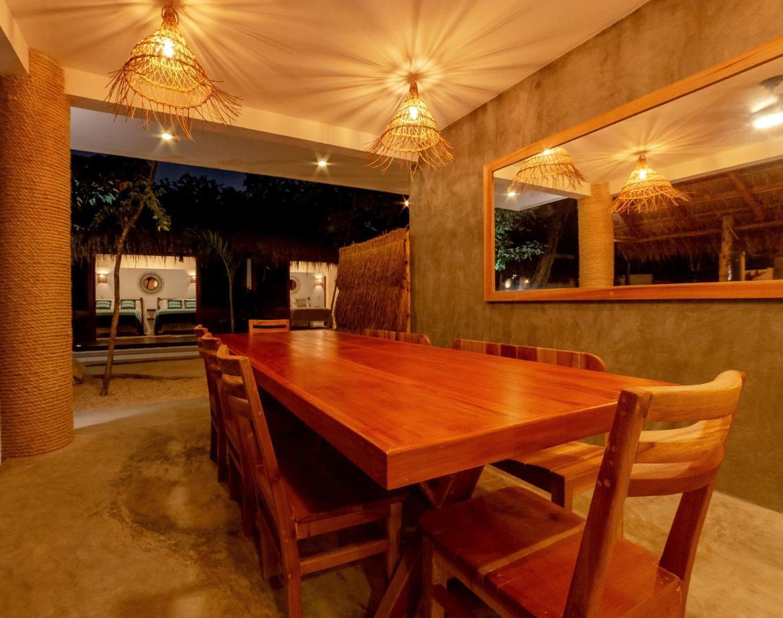 Hostal Mimosa *