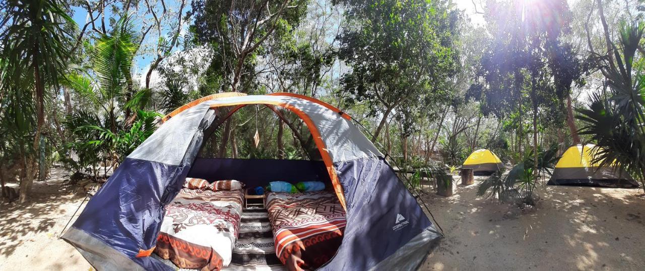 Campo de lujo Cenote, Camping & Mas Aldea Maya Tulum