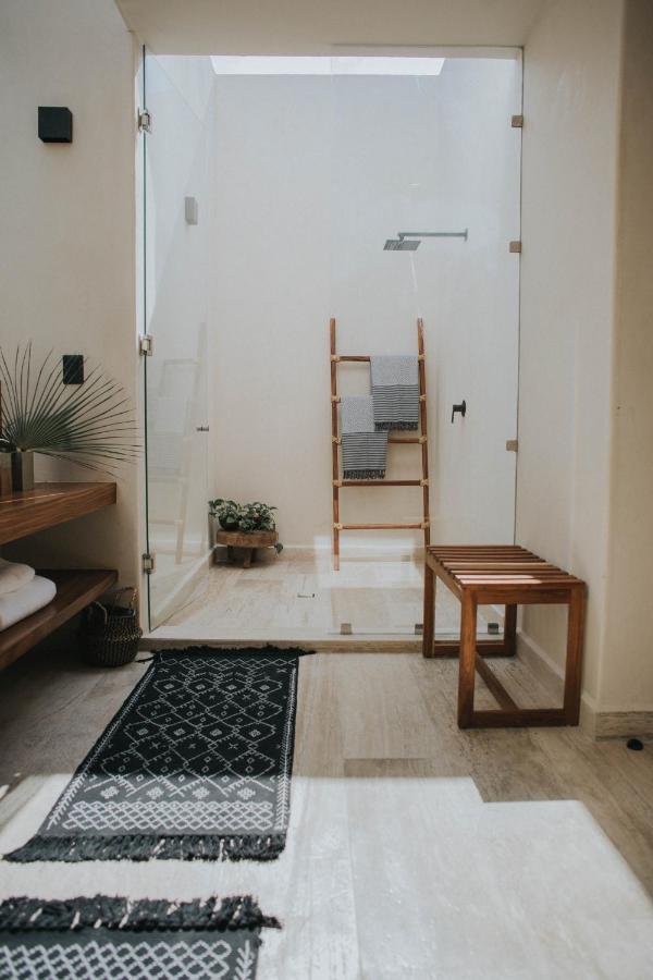 Peaceful Penthouse With Stylish Private Plunge Pool And Nature Views Apartamento *